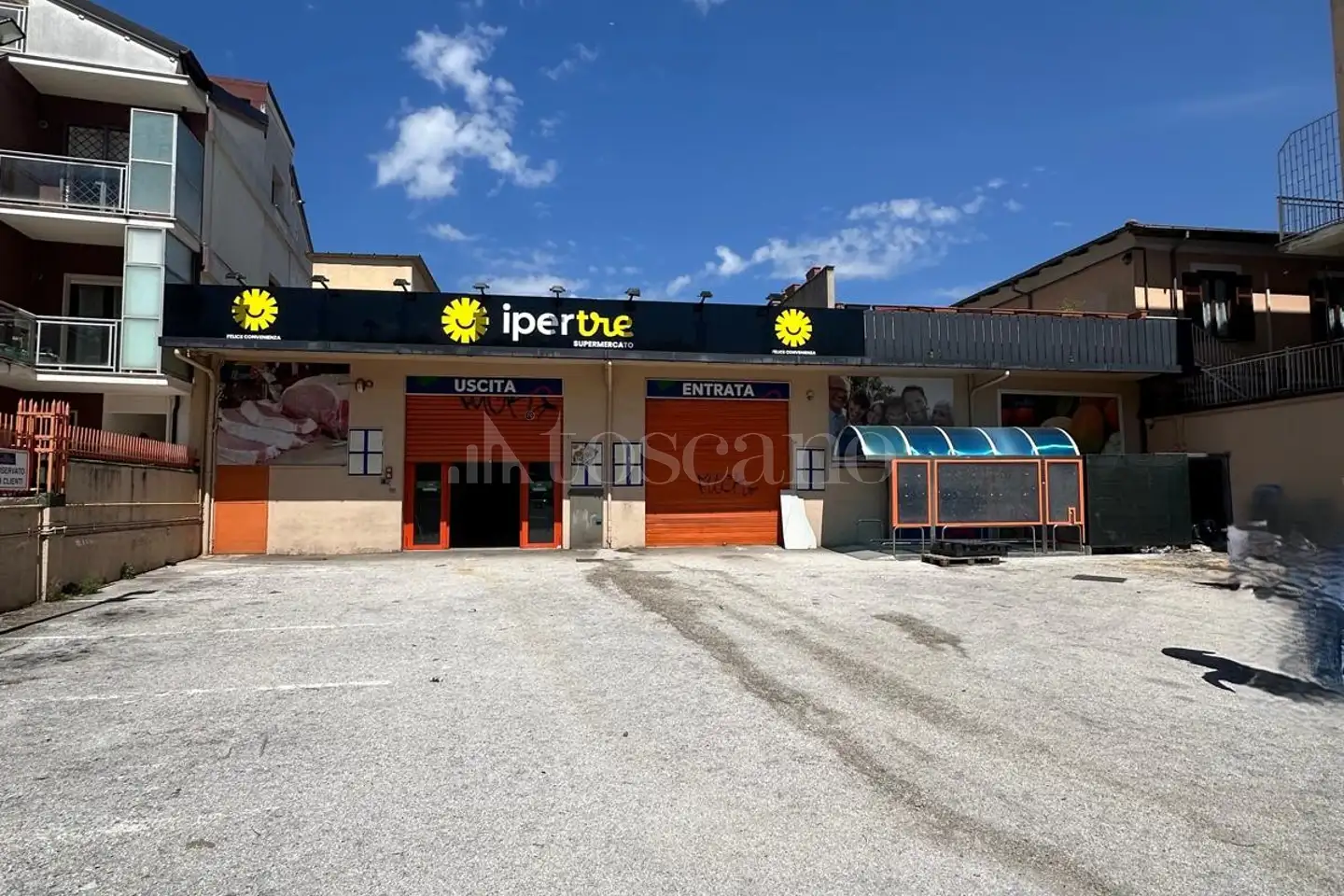Negozio in affitto di 1.500 mq a €7.000 (rif. 34/2026)