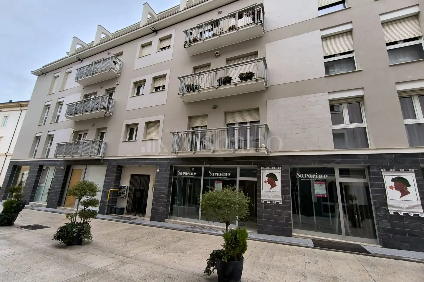 Negozio in vendita di 65 mq a €285.000 (rif. 13/2026)