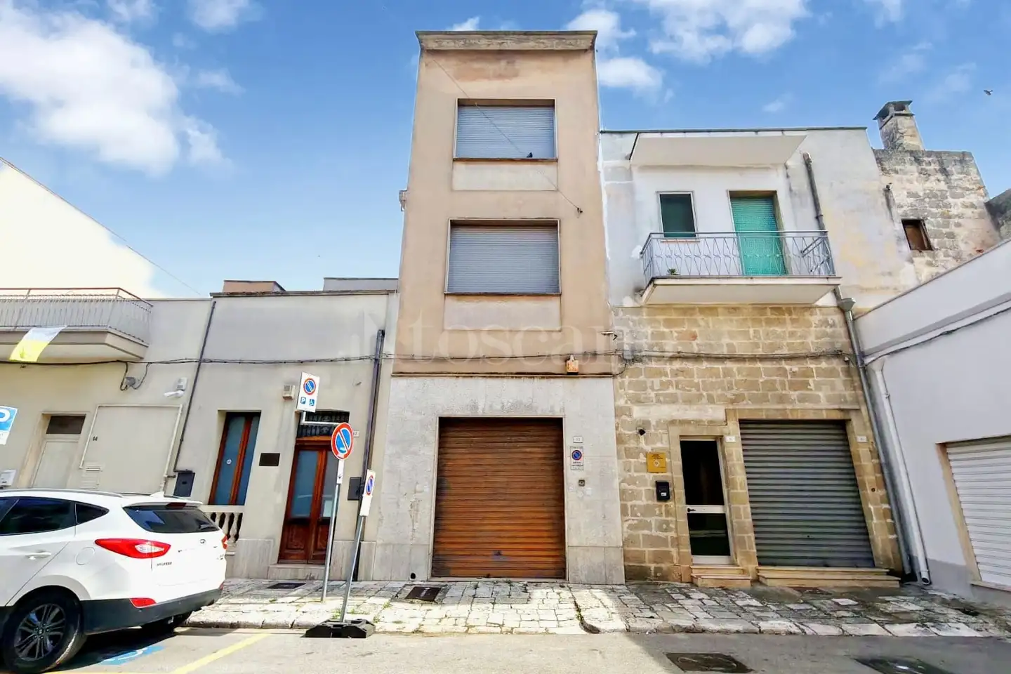 Box in vendita di 174 mq a €165.000 (rif. 53/2025)