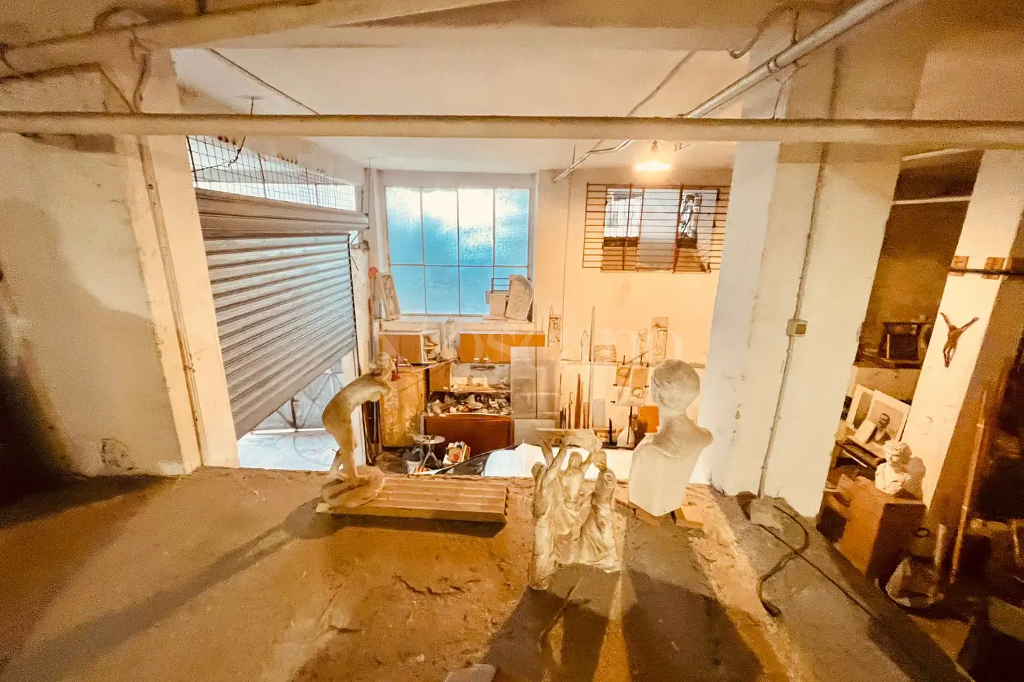 Garage in vendita di 298 mq a €295.000 (rif. 3/2026)