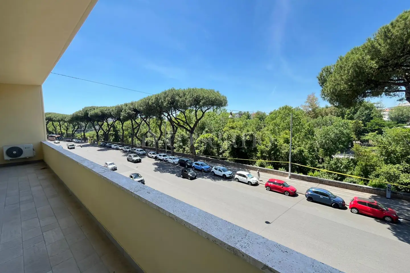 Casa in affitto di 200 mq a €5.300 (rif. 10/2026)