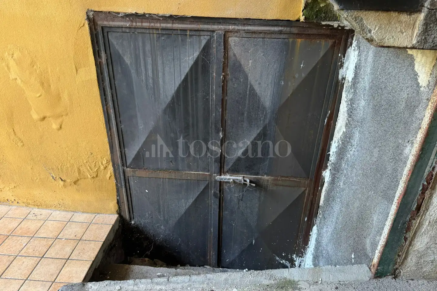 Magazzino in vendita di 36 mq a €19.000 (rif. 121/2025)