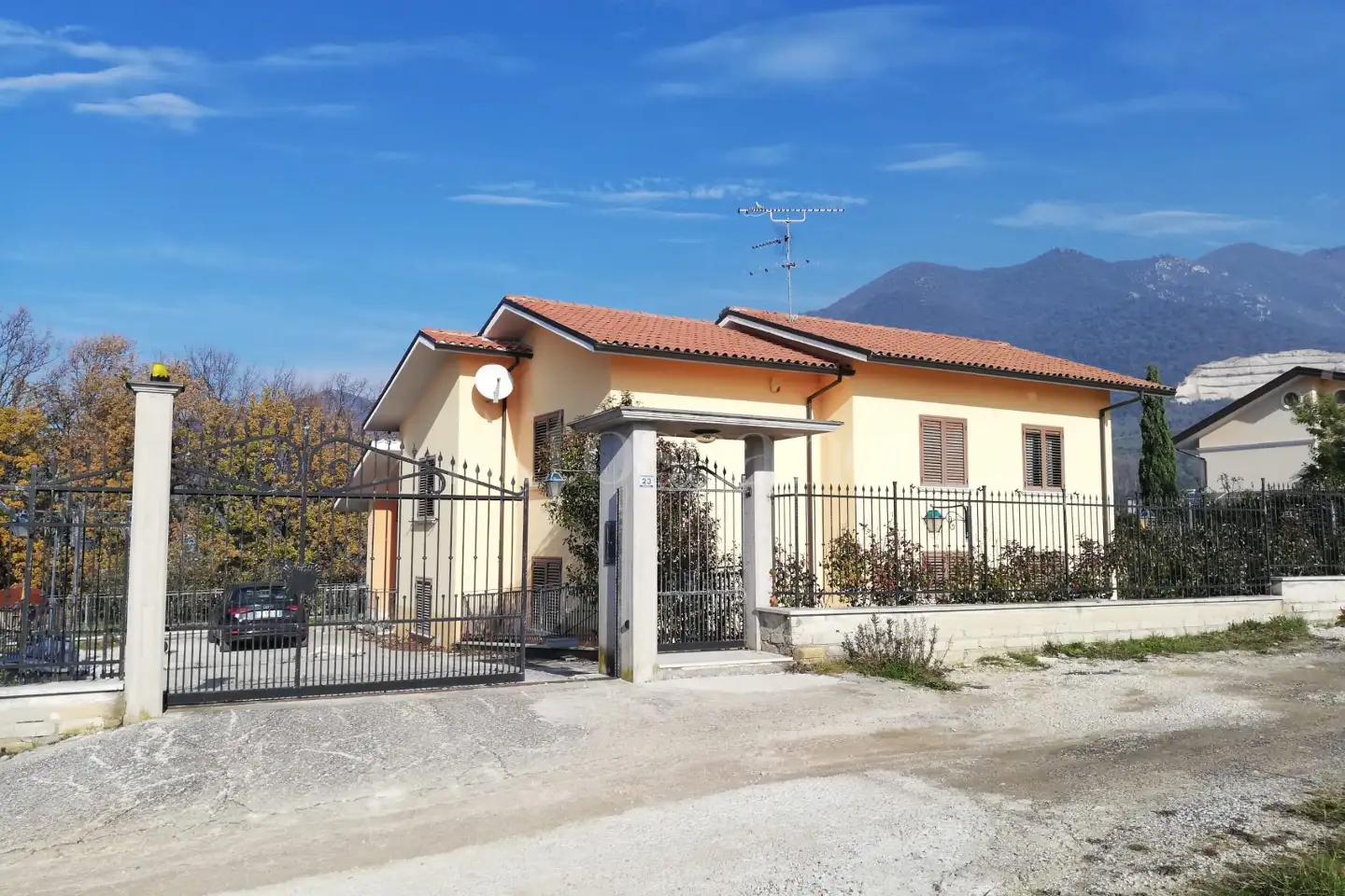 Villa in vendita di 270 mq a €255.000 (rif. 4/2026)