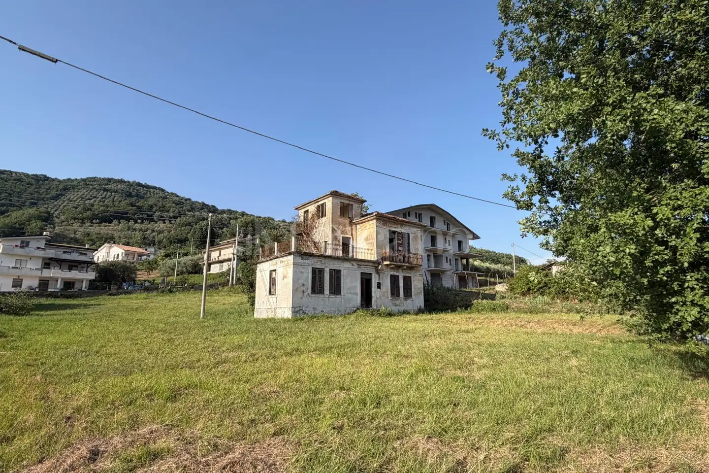 Edificabile Residenziali in vendita di 200 mq a €85.000 (rif. 5/2026)