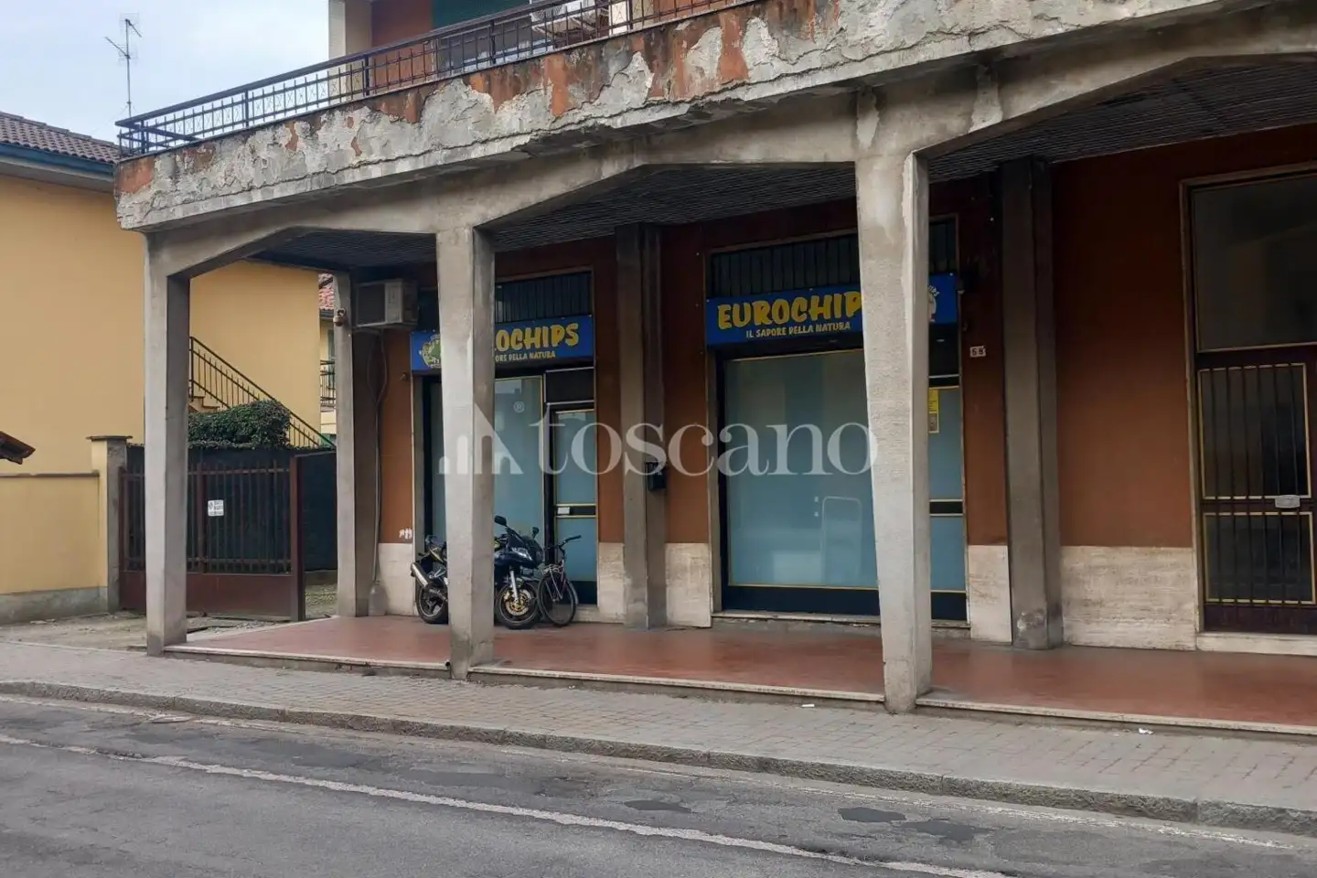 Negozio in vendita di 54 mq a €70,000 (rif. TS0317VE)
