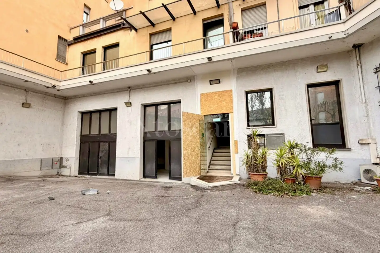 Ufficio in vendita di 200 mq a €379.000 (rif. 8/2026)