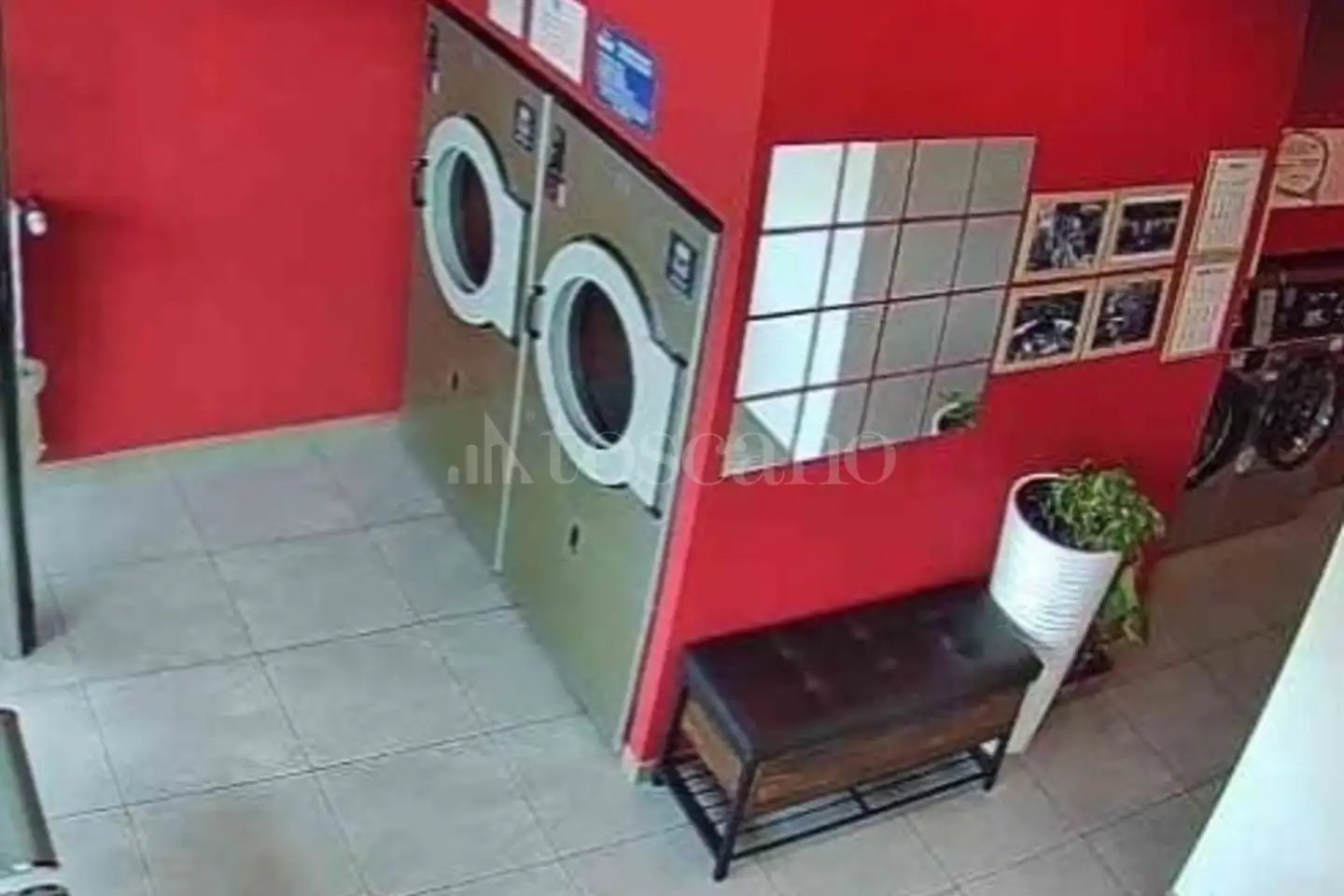 Negozio in vendita di 65 mq a €180,000 (rif. TS0318VE)