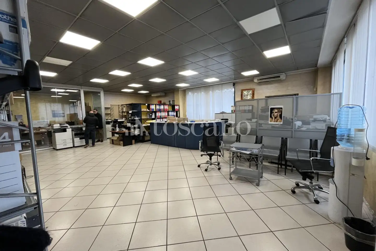 Ufficio in vendita di 240 mq a €210,000 (rif. TS0103VE-1)