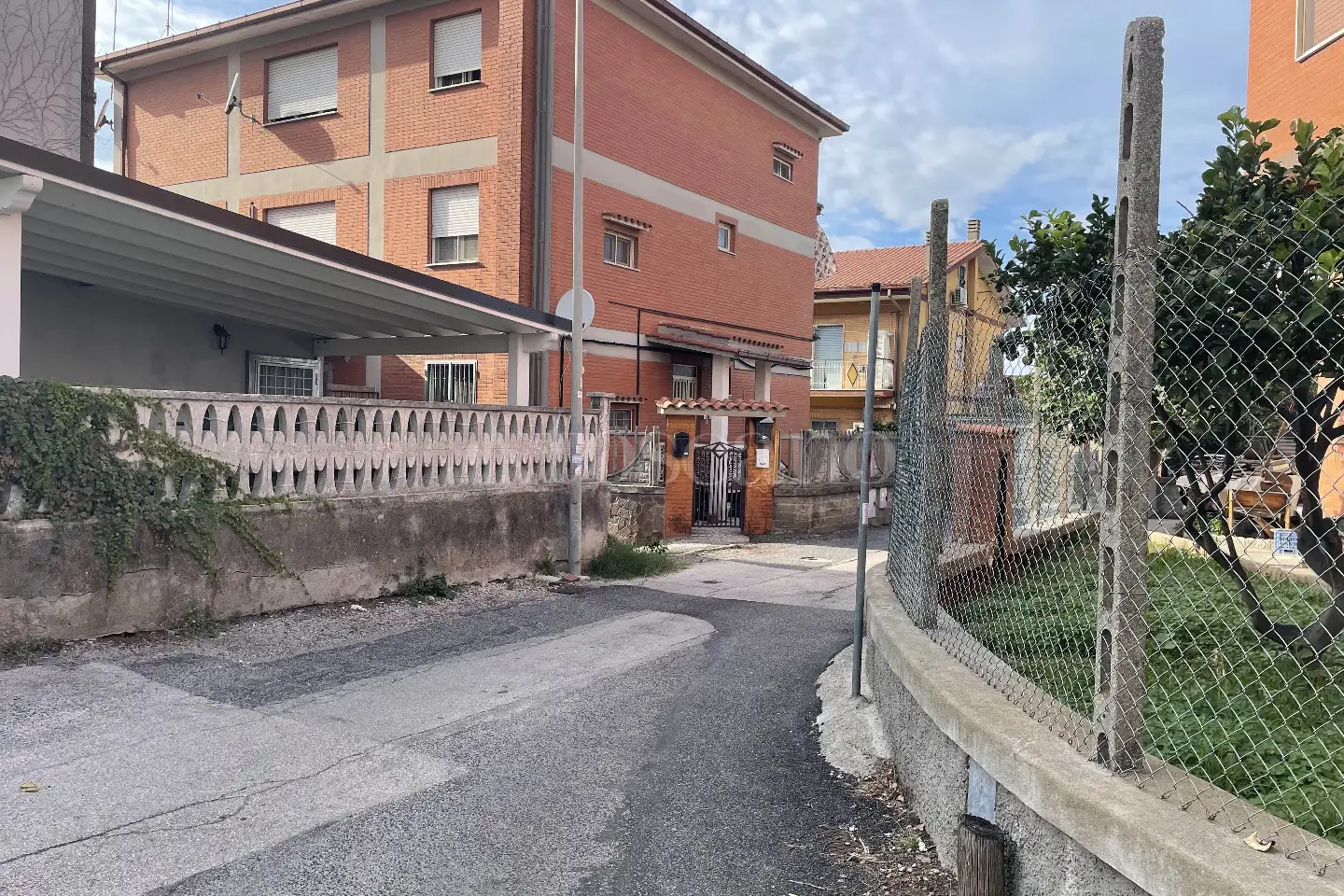 Box in vendita di 25 mq a €8.000 (rif. 67/2025)