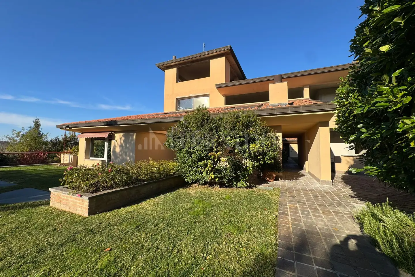 Villa Bifamiliare in vendita di 350 mq a €1.150.000 (rif. 62/2025)