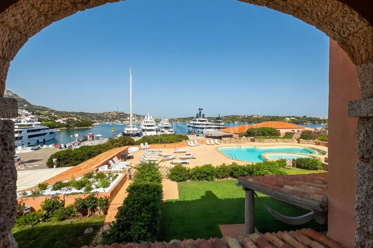 Casa in vendita di 230 mq a €3.500.000 (rif. 17/2026)