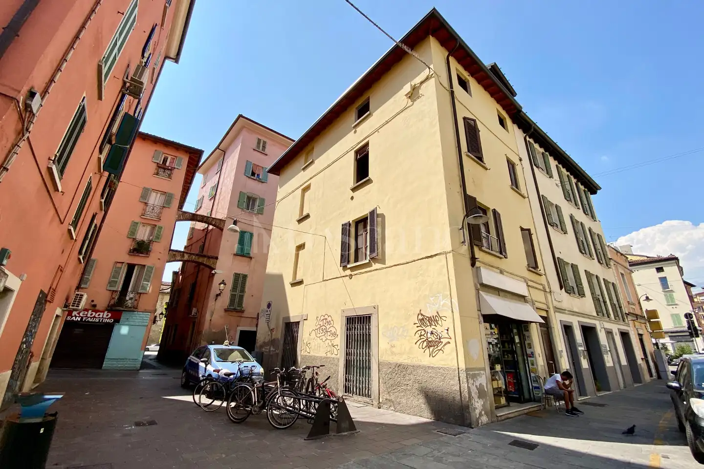 Palazzo in vendita di 250 mq a €550.000 (rif. 32/2026)