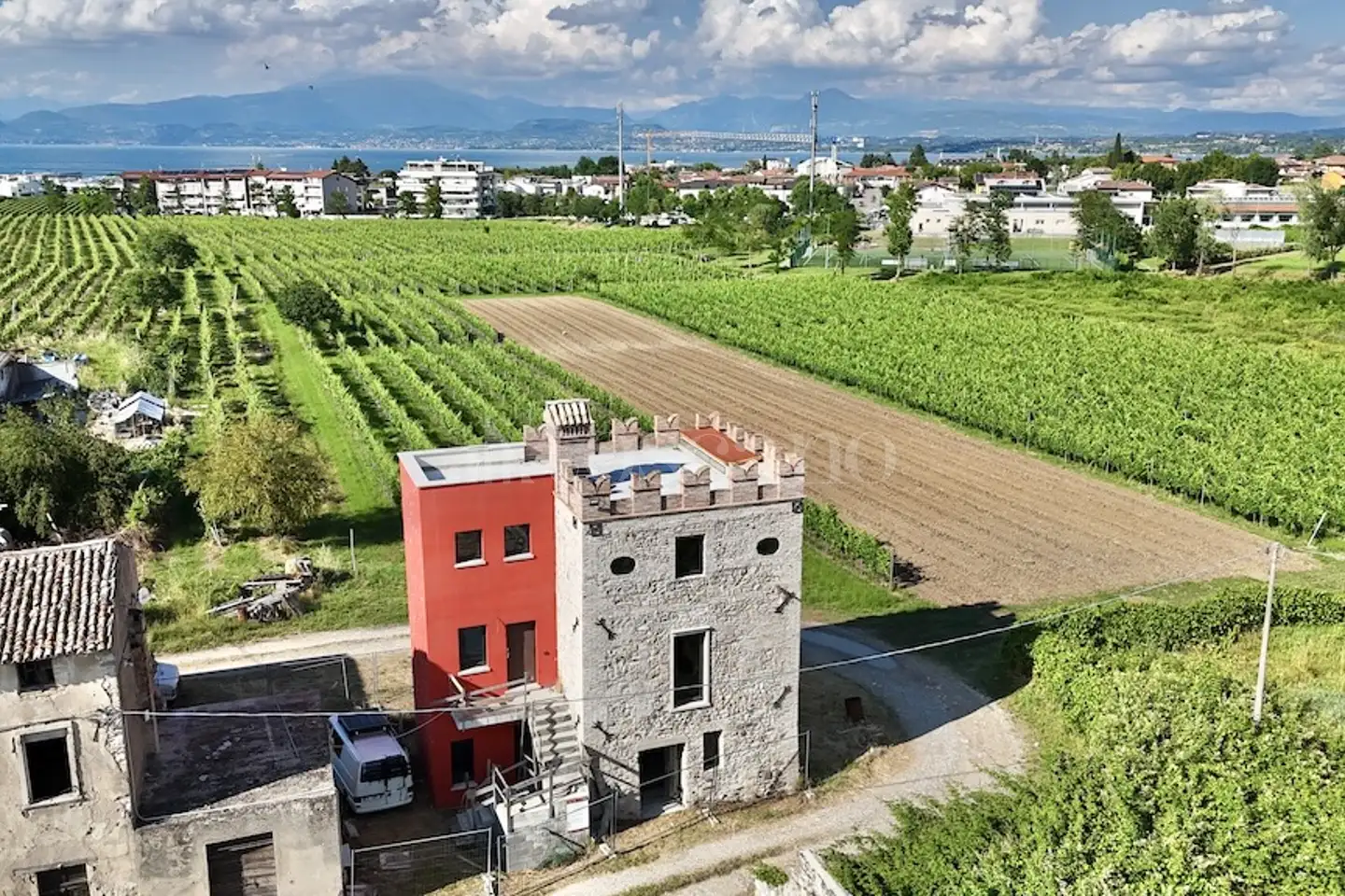 Villa in vendita di 160 mq a €1.100.000 (rif. 19/2026)