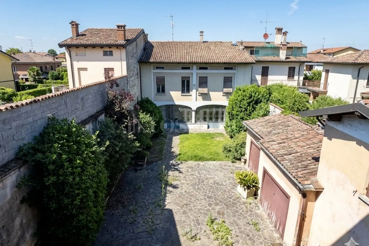 Casa Indipendente in vendita di 400 mq a €315.000 (rif. 41/2026)