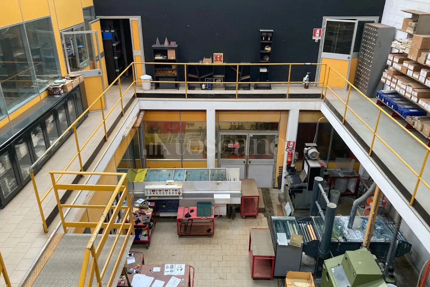 Attività Commerciale in vendita di 400 mq a €70,000 (rif. TS0203VE.A)