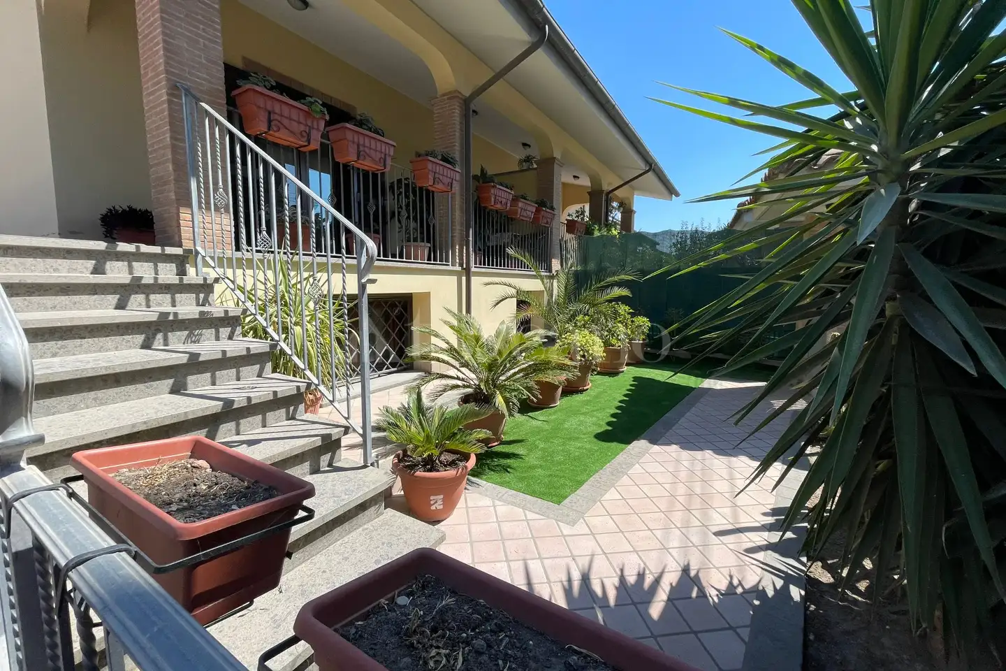 Villa Bifamiliare in vendita di 165 mq a €280.000 (rif. 16/2026)