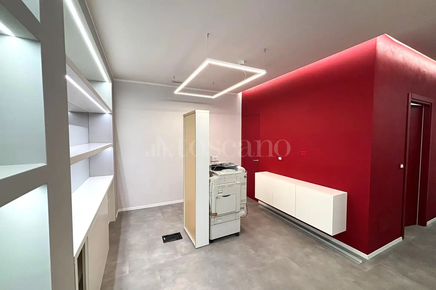 Ufficio in affitto di 106 mq a €1.200 (rif. 25/2025)