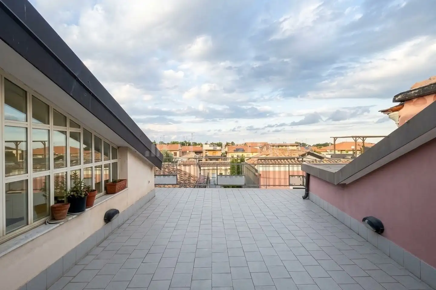 Casa Indipendente in vendita di 416 mq a €298.000 (rif. 174/2026)