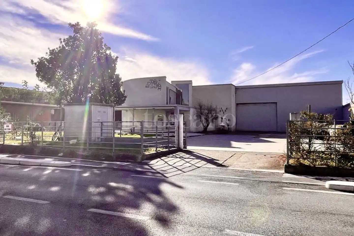 Attività Commerciale in vendita di 1.040 mq a €320.000 (rif. 5/2025)