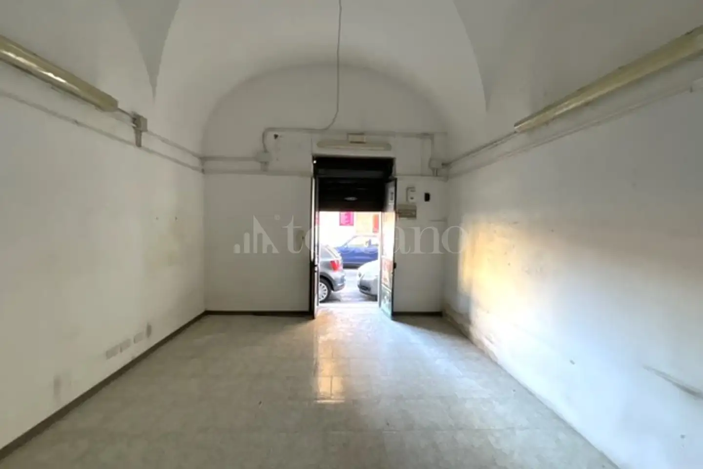 Negozio in vendita di 46 mq a €80.000 (rif. 235/2025)