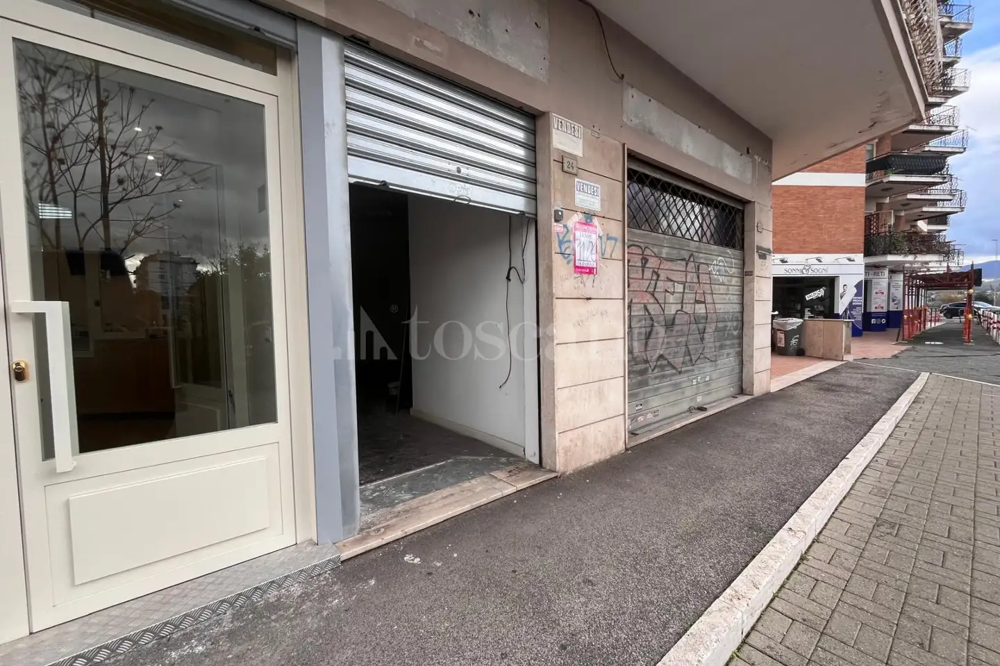 Negozio in vendita di 96 mq a €234.000 (rif. 11/2026)