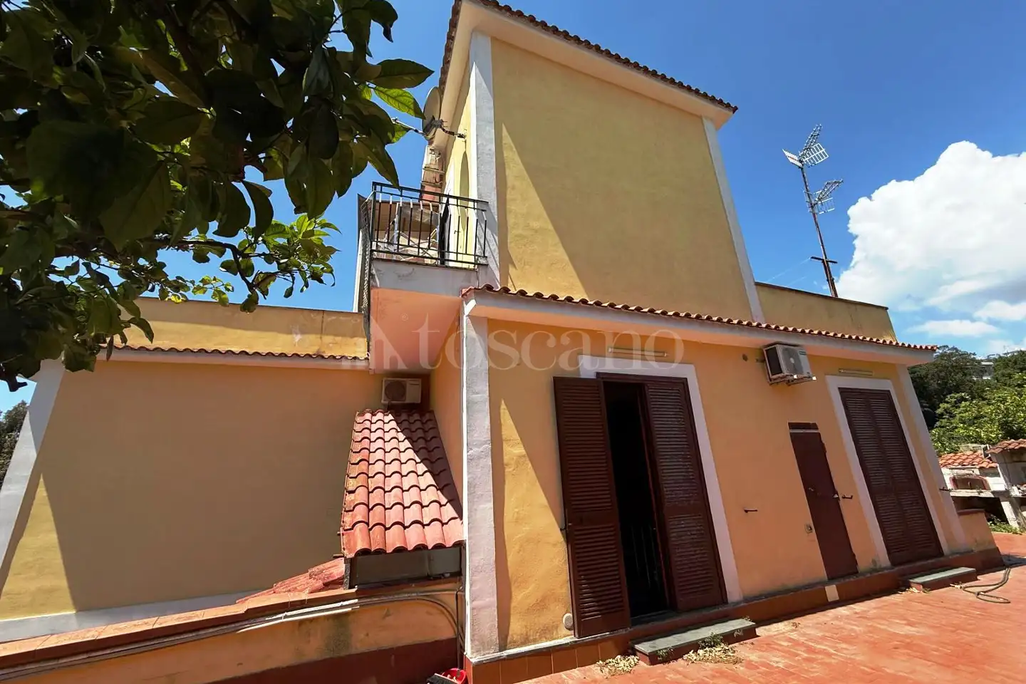 Palazzo in vendita di 440 mq a €3.400.000 (rif. 27/2026)