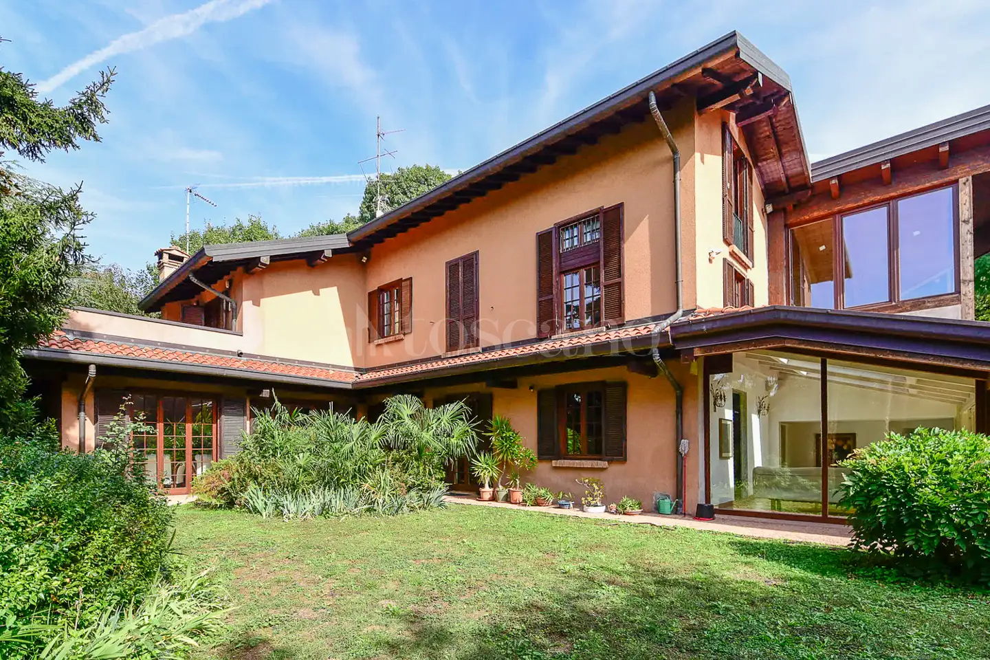 Villa in vendita di 320 mq a €630.000 (rif. 53/2026)
