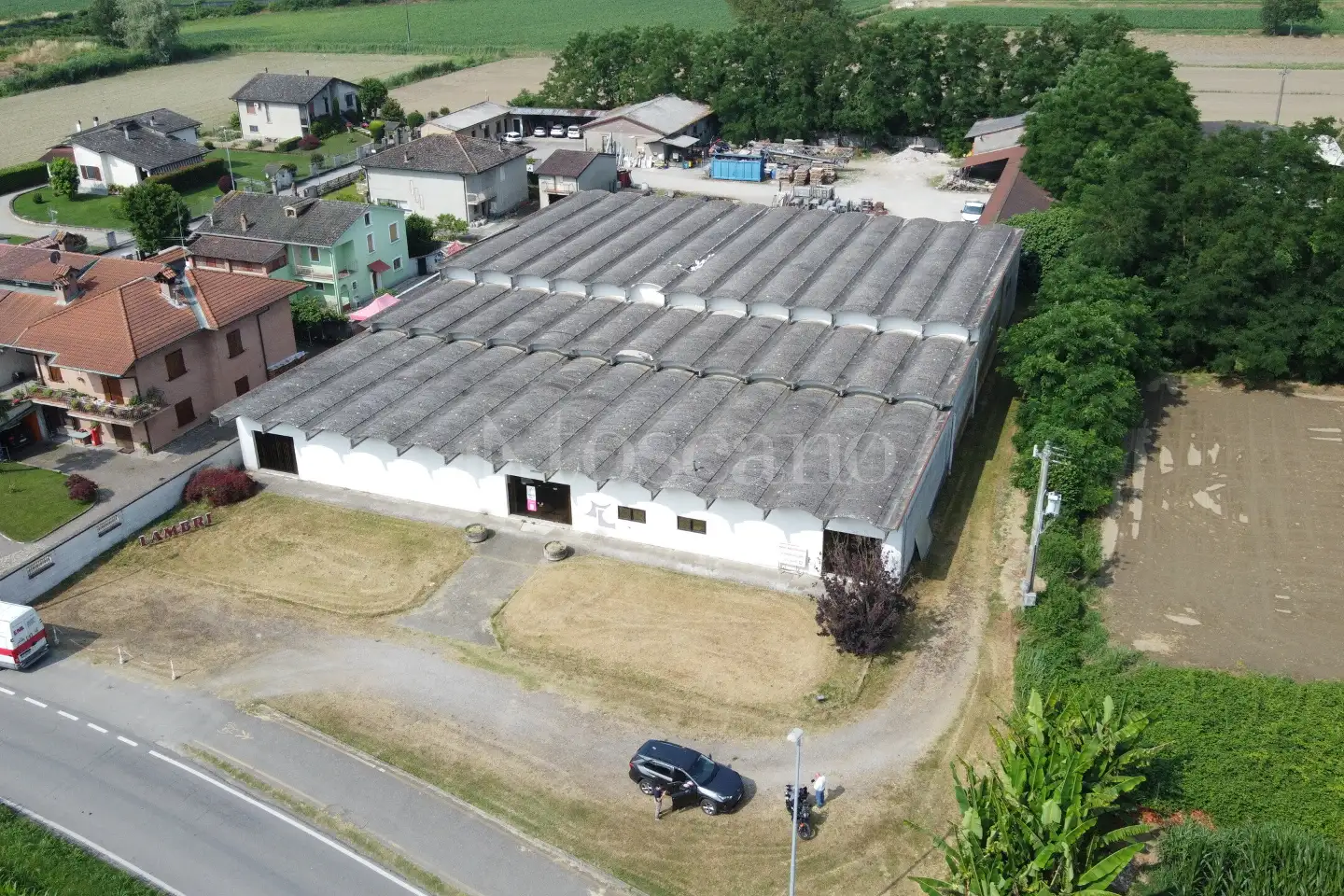 Capannone in vendita di 2000 mq a €205,000 (rif. TS0033VE.D)