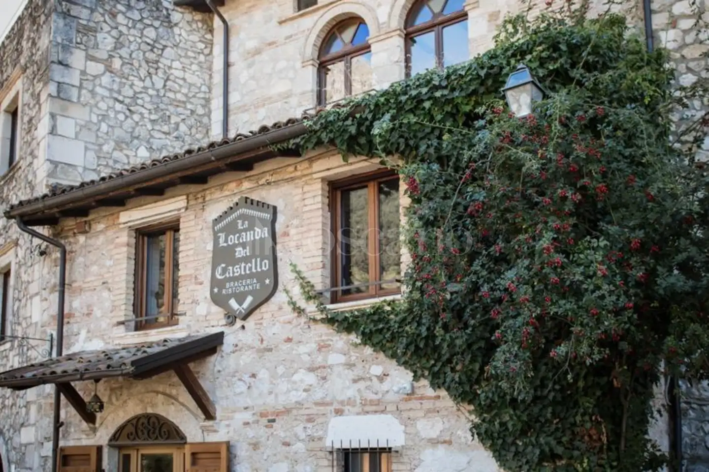 Attività Commerciale in vendita di 150 mq a €450.000 (rif. 117/2025)