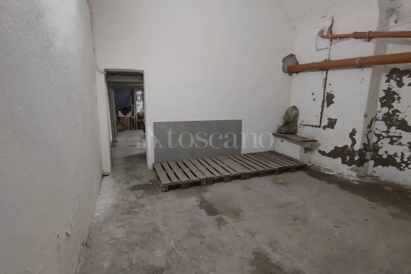 Magazzino in vendita di 100 mq a €280.000 (rif. 63/2026)