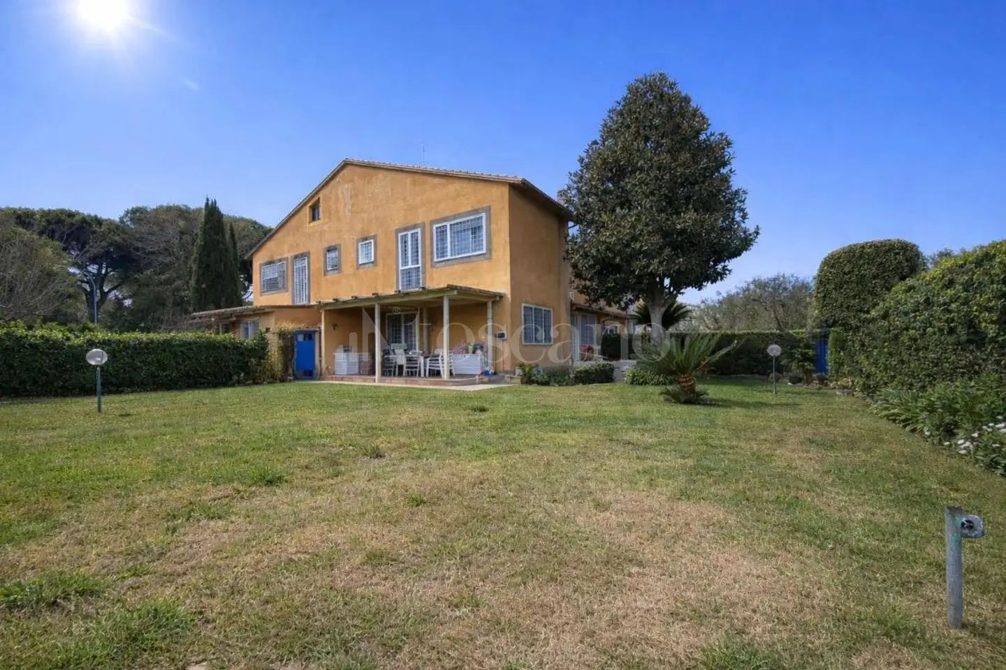 Villa Plurifamiliare in vendita di 200 mq a €689.000 (rif. 1/2026)
