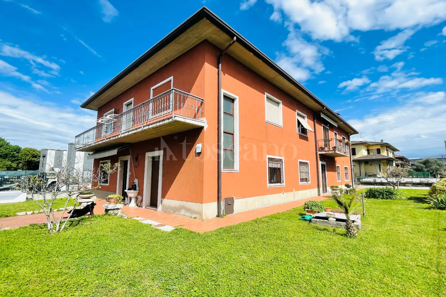 Villa Plurifamiliare in vendita di 500 mq a €480.000 (rif. 34/2025)