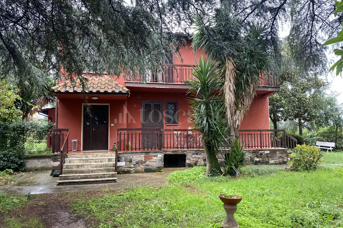 Villa in vendita di 300 mq a €350.000 (rif. 10/2026)