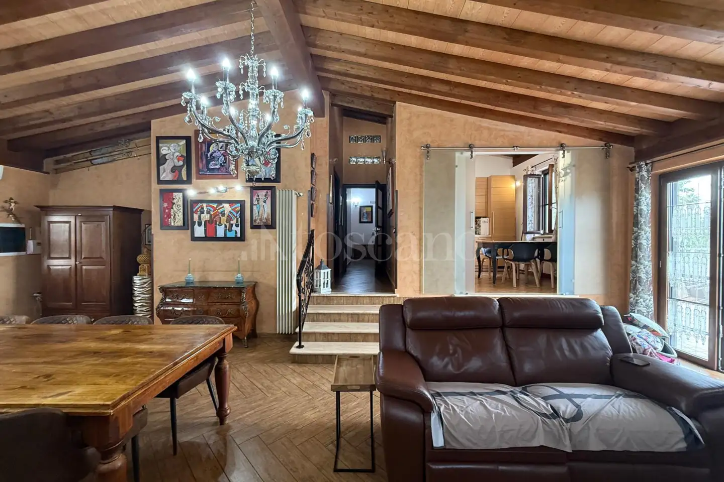 Villa in vendita di 250 mq a €740.000 (rif. 73/2025)