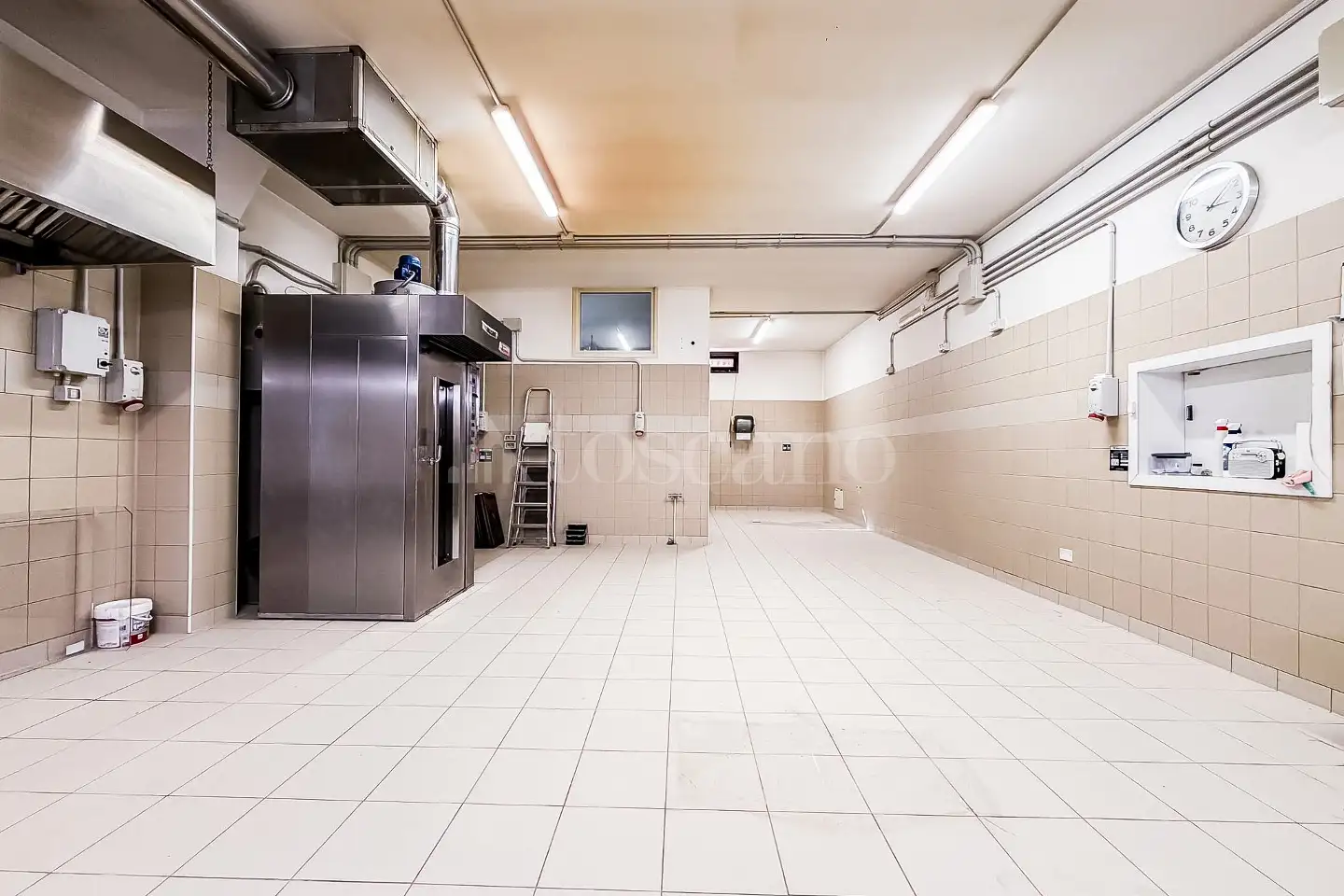 Negozio in vendita di 124 mq a €265.000 (rif. 107/2025)