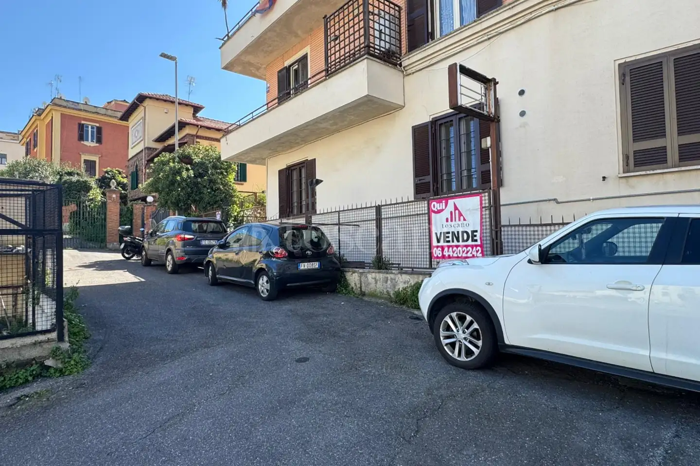Negozio in vendita di 255 mq a €349.000 (rif. 6/2026)