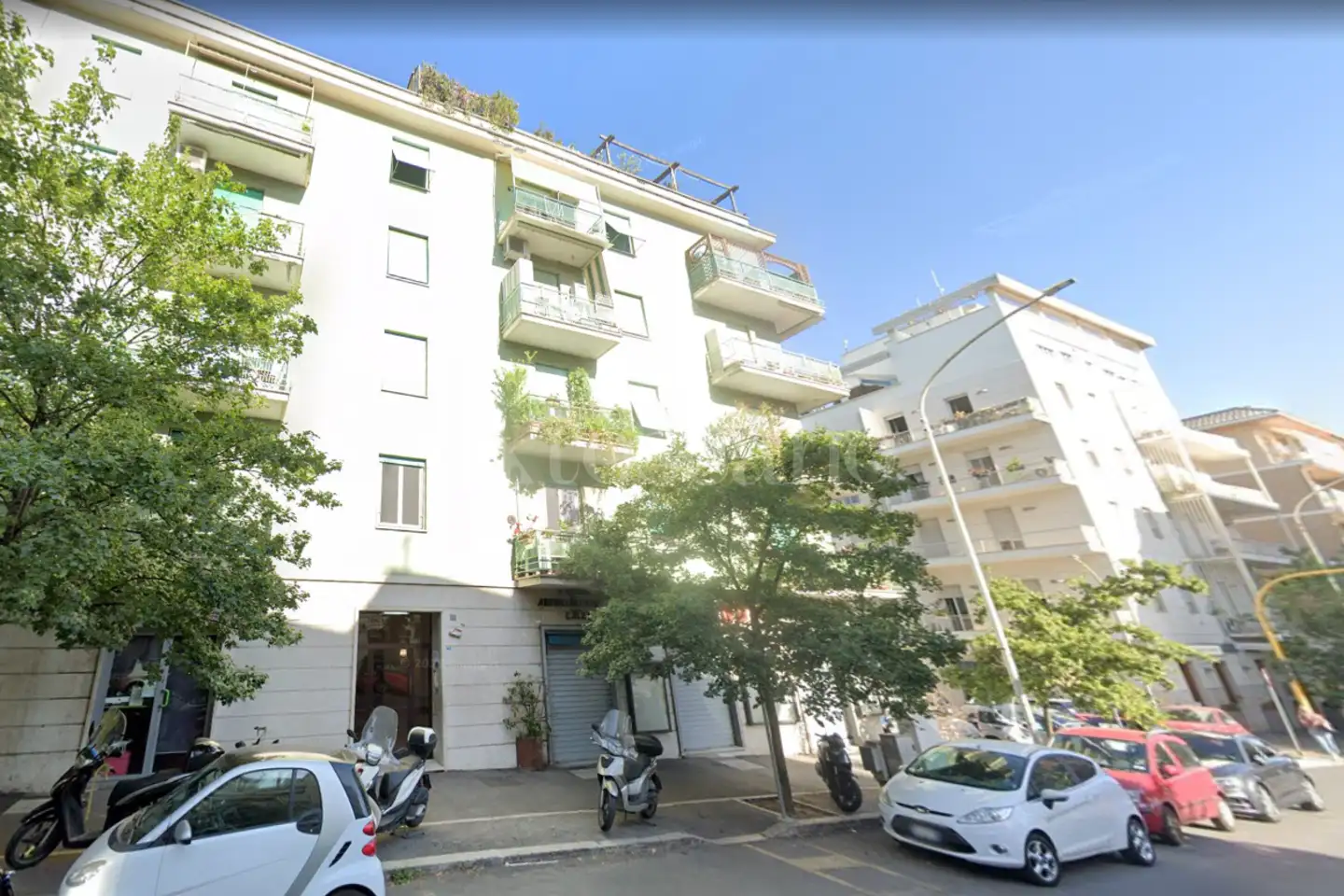 Negozio in vendita di 33 mq a €199.000 (rif. 50/2025)