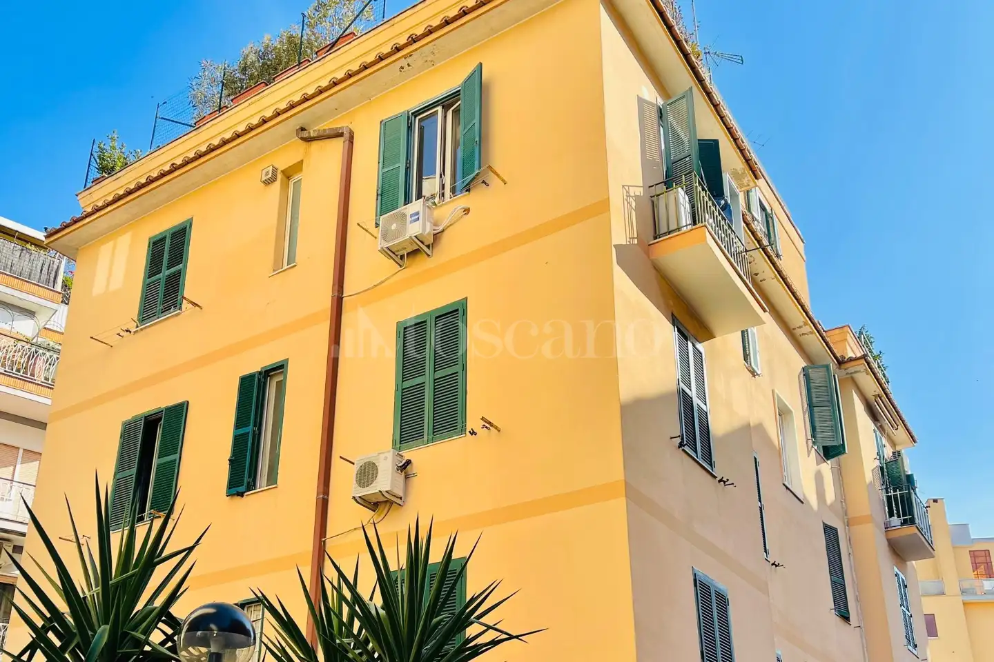 Attico in affitto di 55 mq a €1.200 (rif. 17/2026)