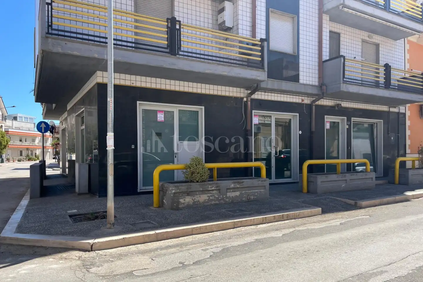 Negozio in vendita di 271 mq a €340.000 (rif. 41/2025)