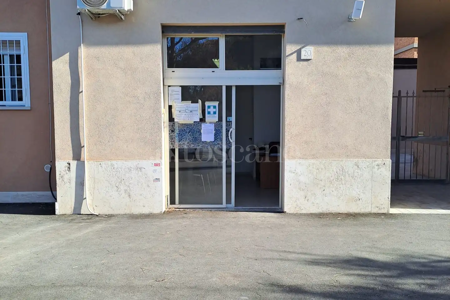 Negozio in affitto di 25 mq a €600 (rif. 6/2026)