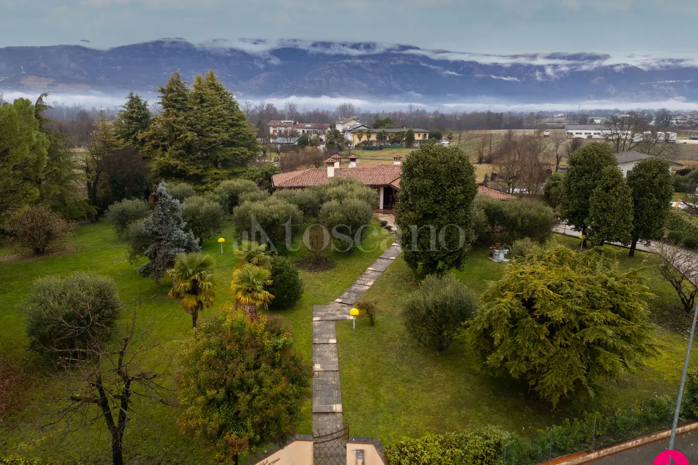 Villa in vendita di 280 mq a €390.000 (rif. 19/2026)
