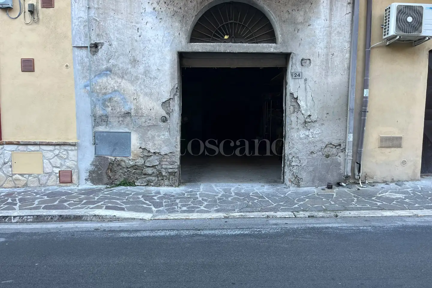 Box in vendita di 34 mq a €26.000 (rif. 56/2026)
