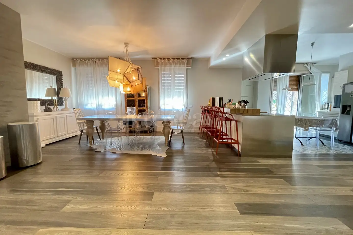 Casa in vendita di 220 mq a €860.000 (rif. 41/2024)