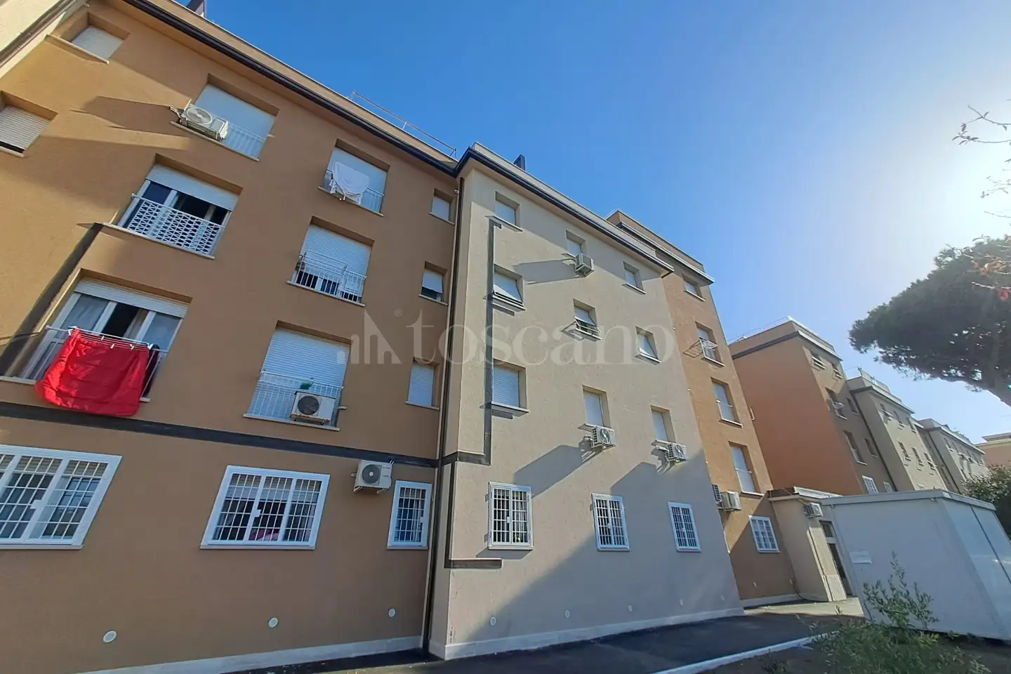 Negozio in affitto di 25 mq a €600 (rif. 6/2026)