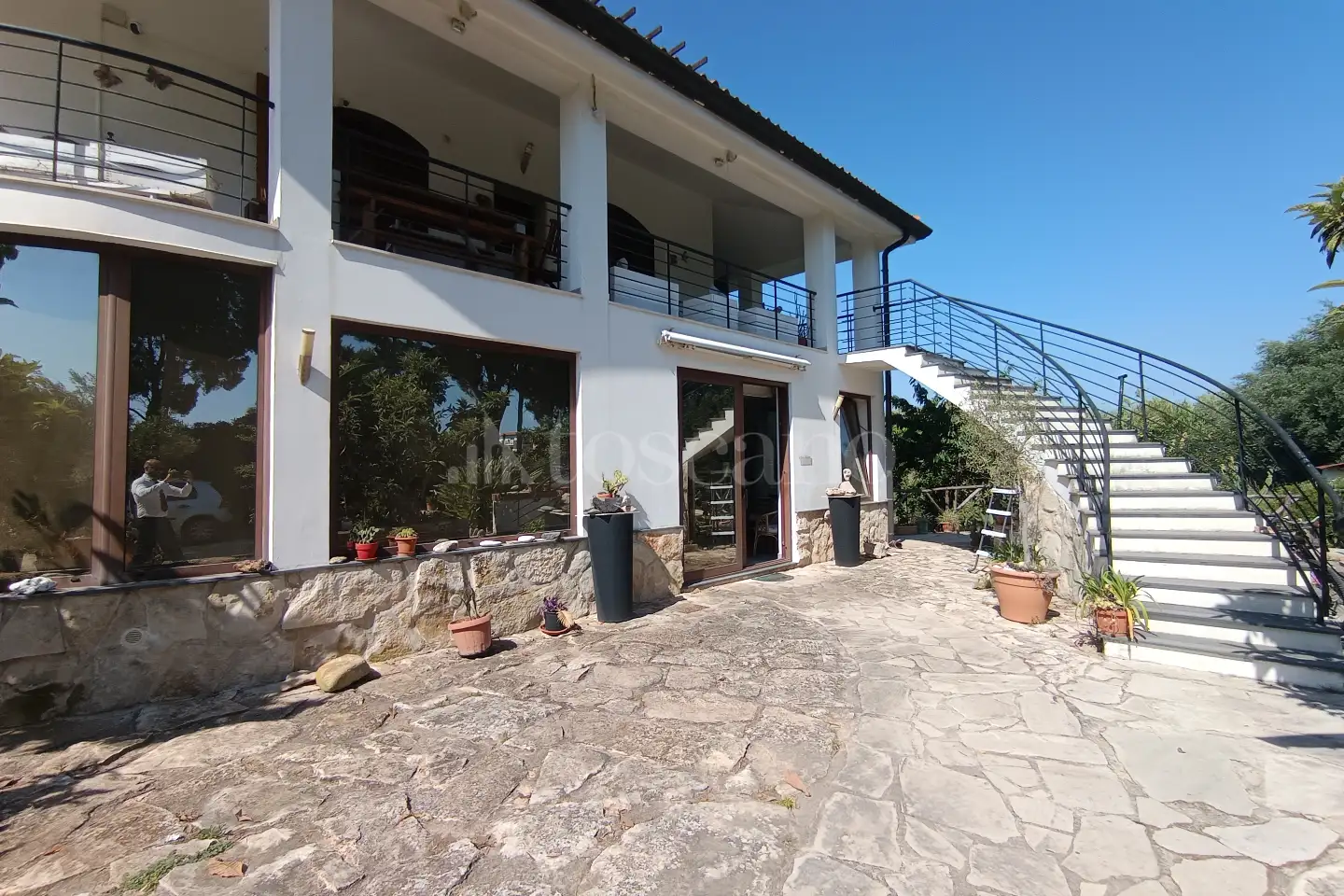 Villa in vendita di 222 mq a €948.000 (rif. 83/2025)