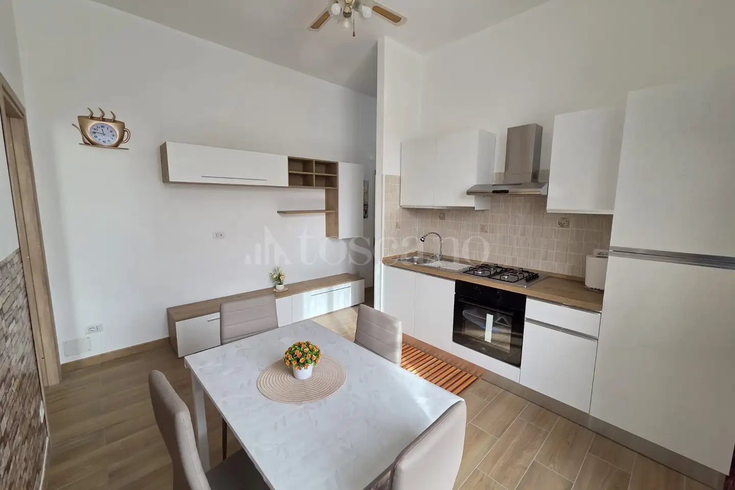 Casa in affitto di 45 mq a €700 (rif. 5/2026)