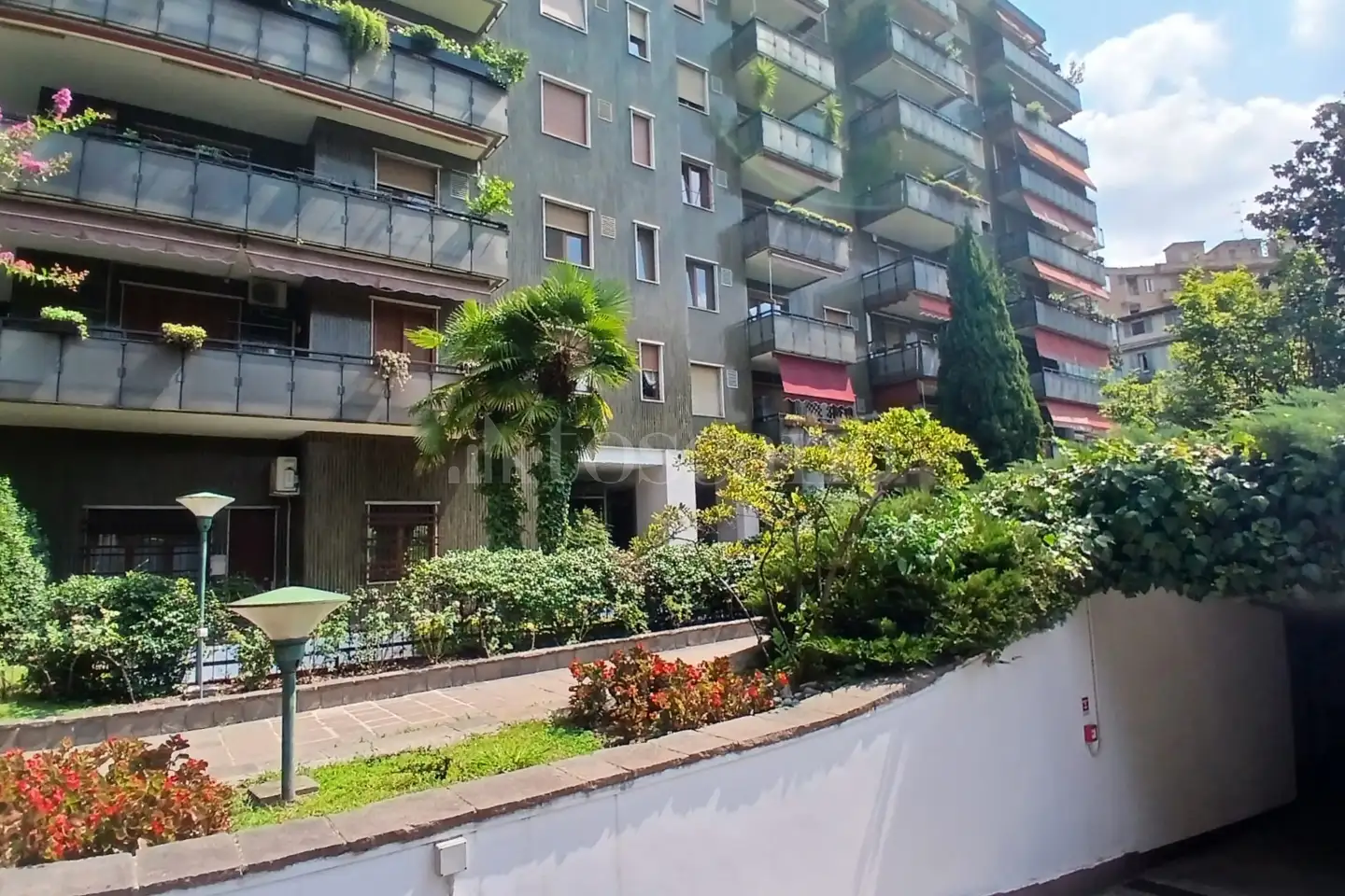 Box in vendita di 16 mq a €130.000 (rif. 28/2026)