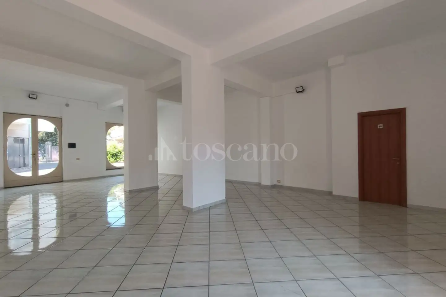 Ufficio in affitto di 110 mq a €800 (rif. 93/2025)