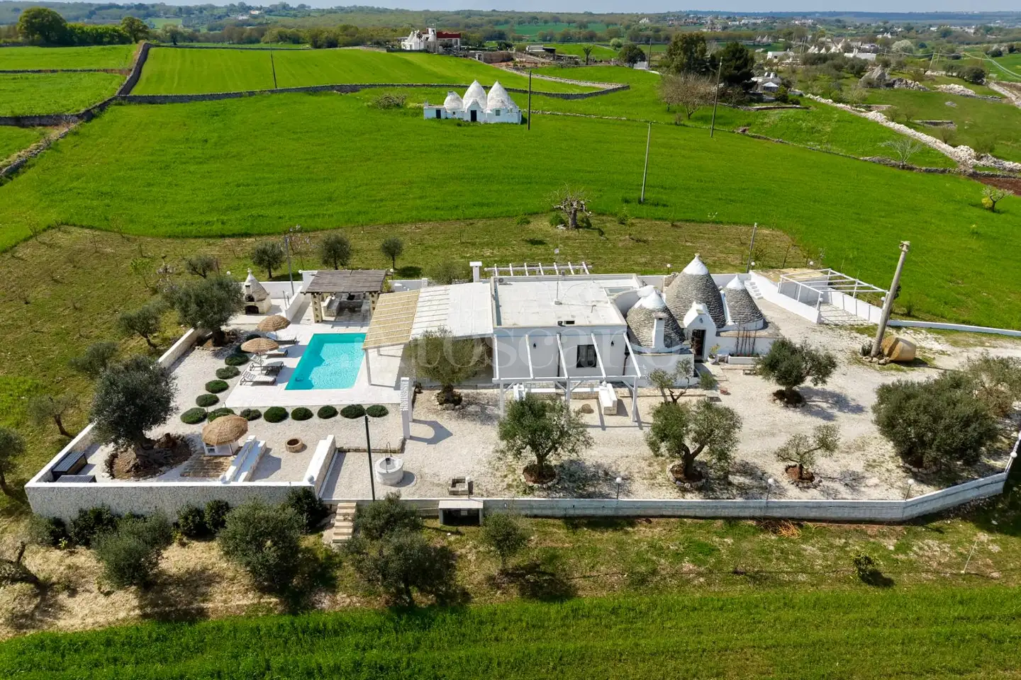 Villa in vendita di 220 mq a €849.000 (rif. 7/2026)