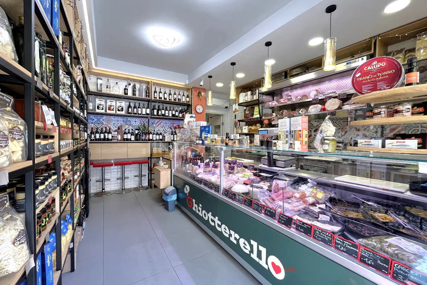 Negozio in vendita di 32 mq a €59.000 (rif. 32/2025)